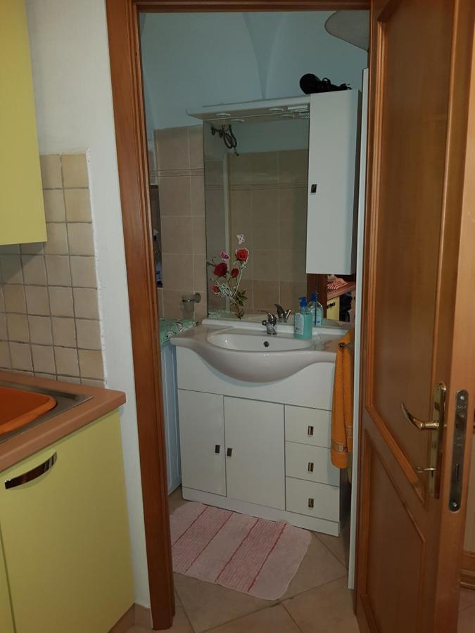 B&B Da Antonella Bosa Buitenkant foto