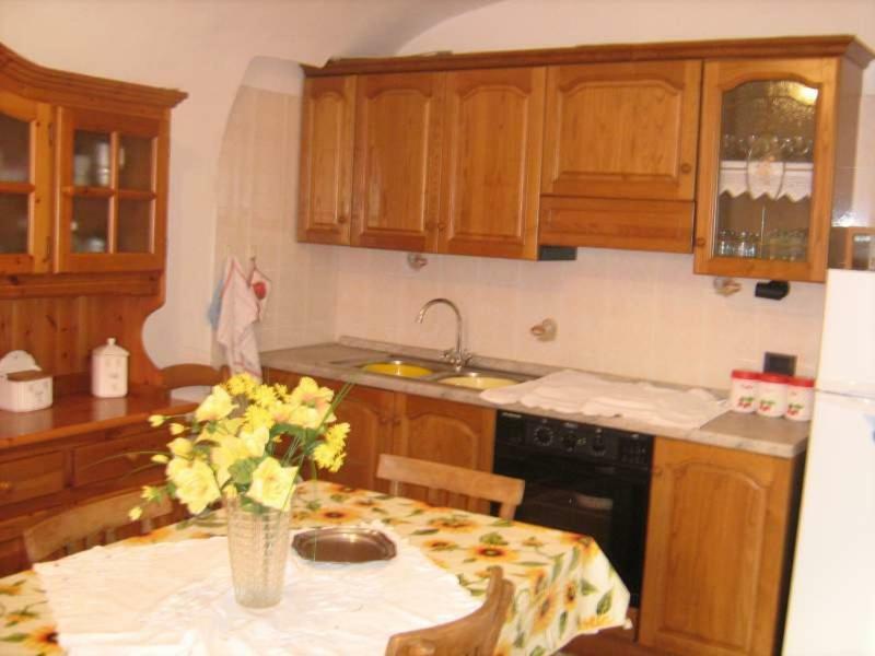 B&B Da Antonella Bosa Buitenkant foto